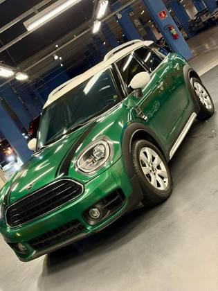MINI COUNTRYMAN 1.5 12V TWINPOWER TURBO GASOLINA COOPER TOP STEPTRONIC